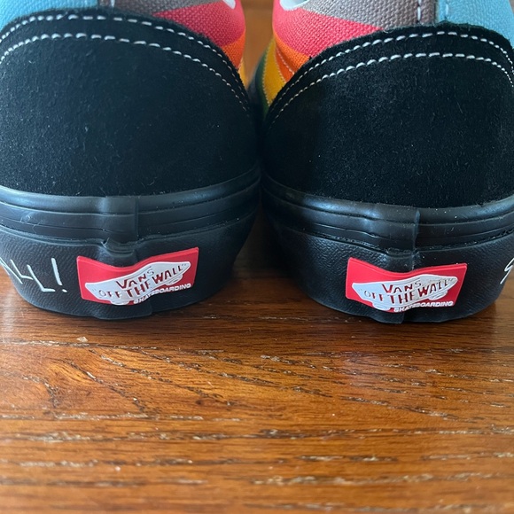 Vans Skate Old Skool Pride Parade Rainbow Size US 8.5 Men New! Rare - Picture 6 of 9